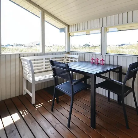Beautiful In Hvide Sande With Sauna 度假居 Bjerregård