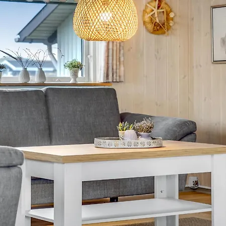 Beautiful In Hvide Sande With Sauna 度假居 Bjerregård